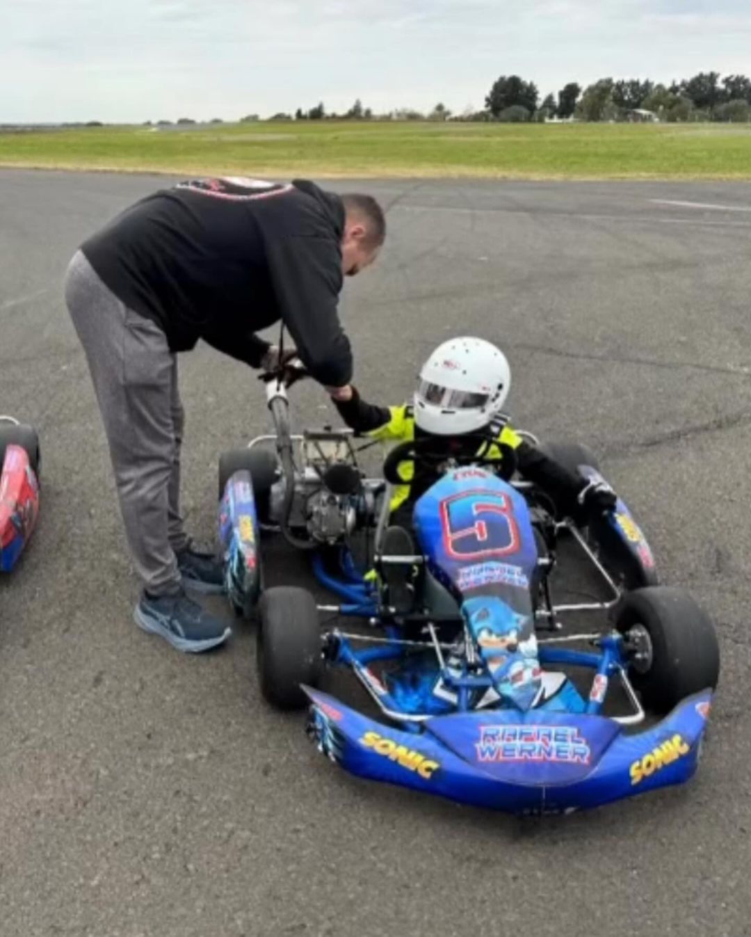 Mirá las imágenes de Mariano Werner y sus hijos: werner kartin 02.jpg